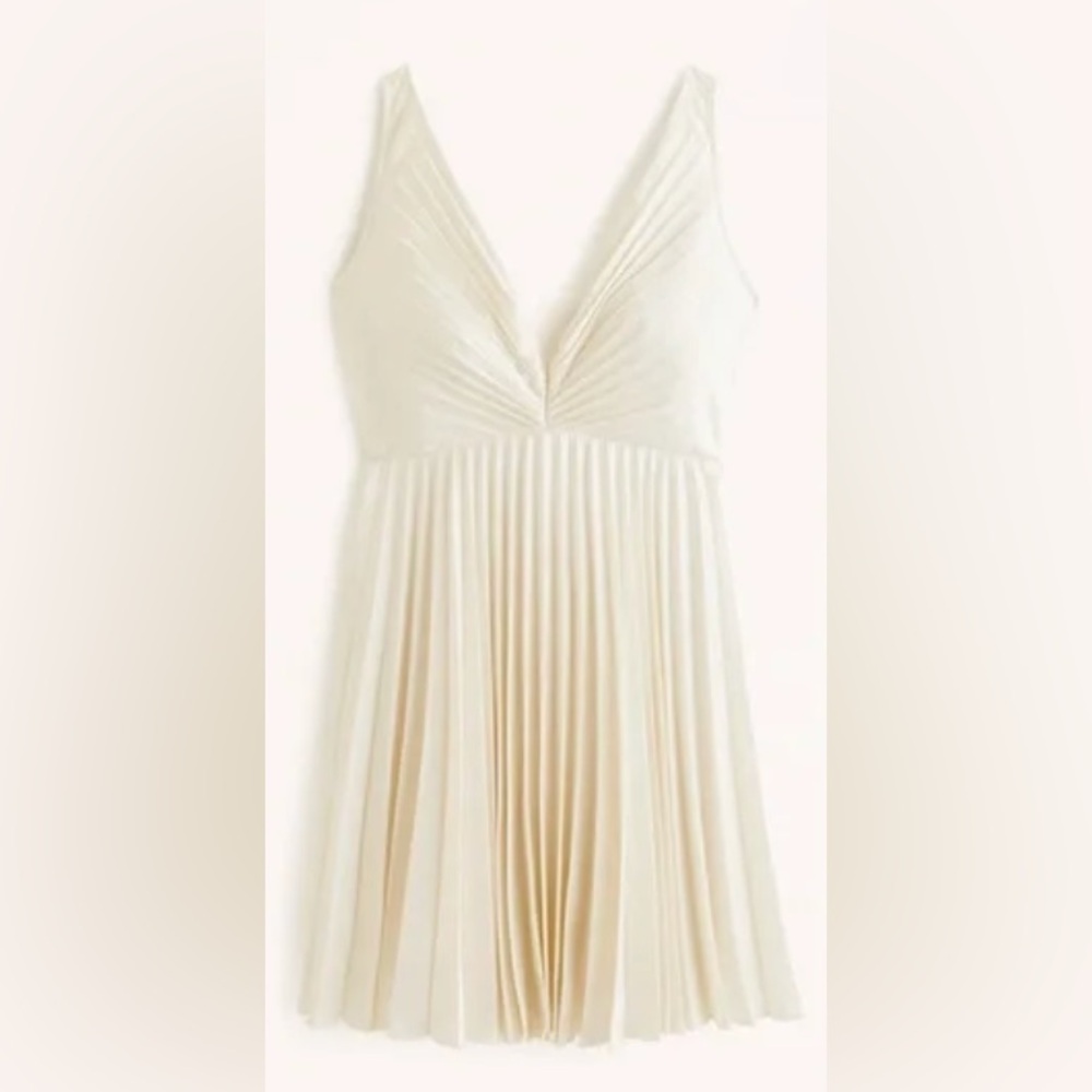 {abercrombie & fitch} giselle pleated mini dress - white